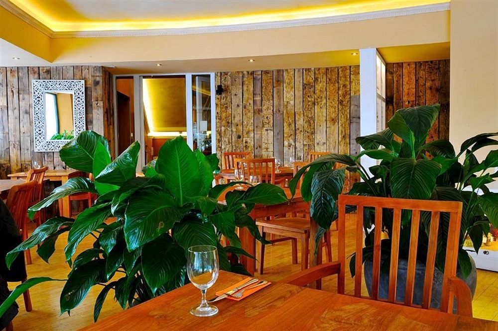 Villa St. Tropez Praga Exterior foto